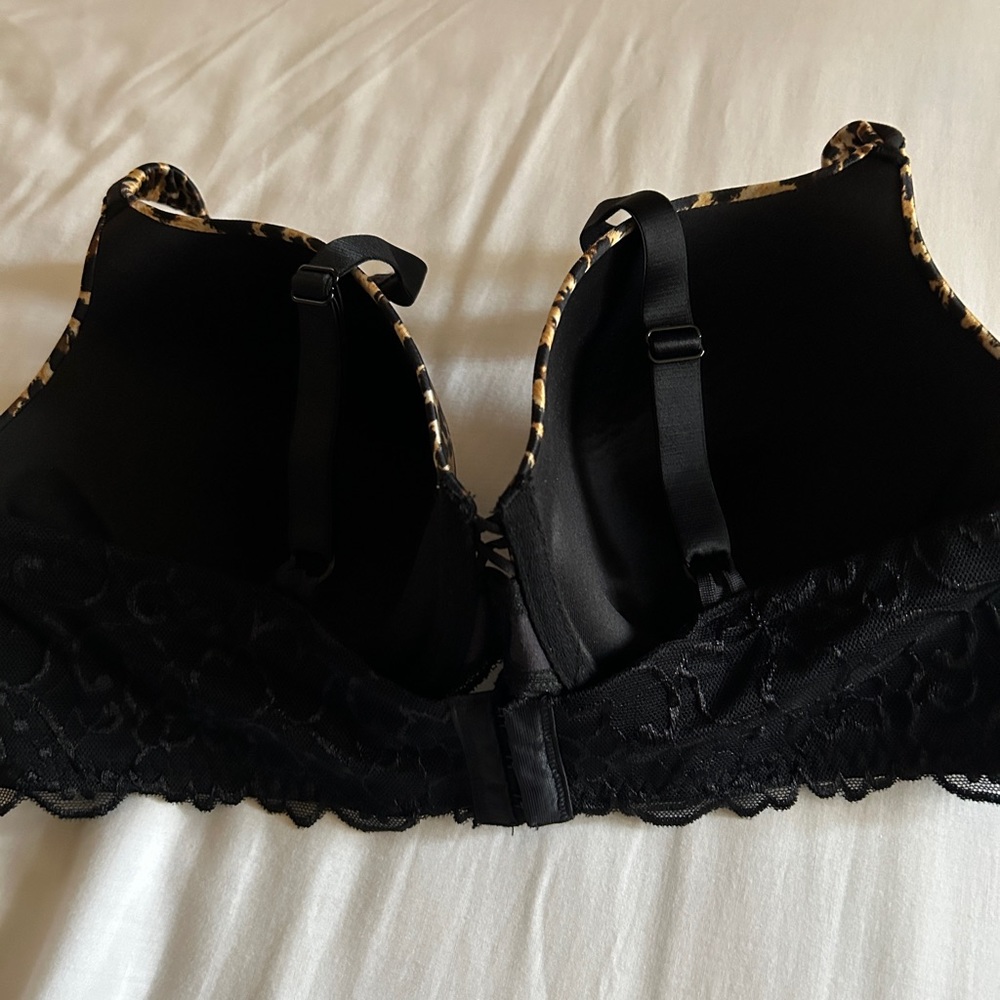 Bra - Picture 2 of 4